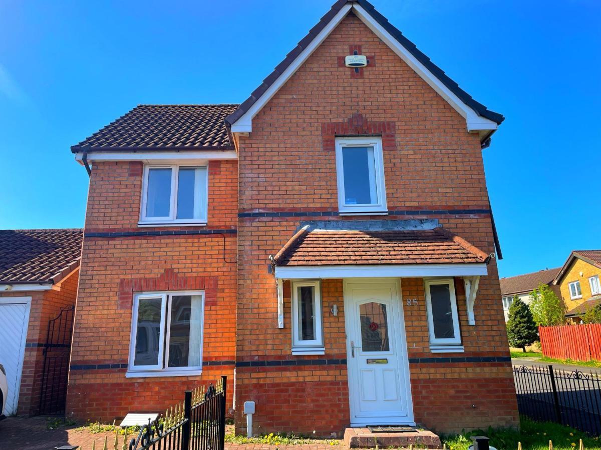 Villa Cozy Nights Svp Detached House à Glasgow Extérieur photo