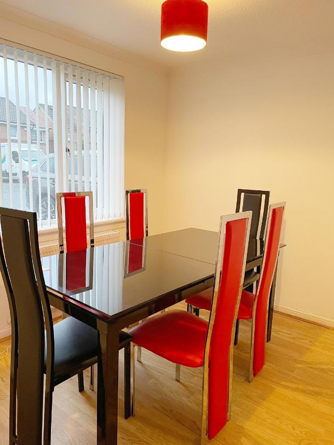 Villa Cozy Nights Svp Detached House à Glasgow Extérieur photo