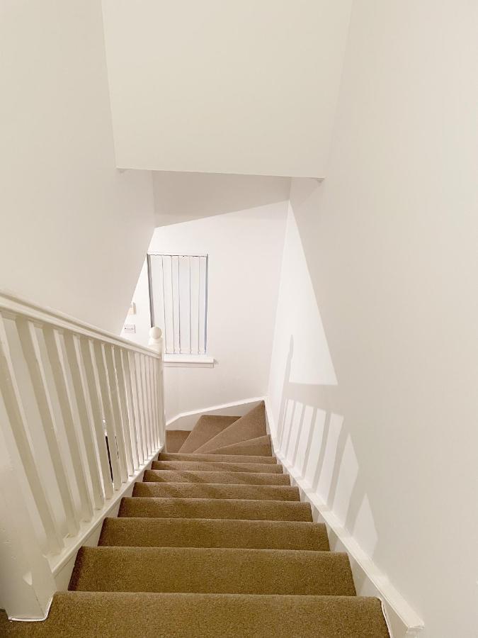 Villa Cozy Nights Svp Detached House à Glasgow Extérieur photo